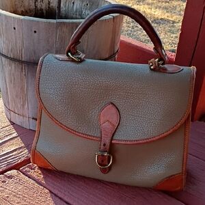 Dooney & Bourke Vintage Elegant Tan and Brown Leather Handbag